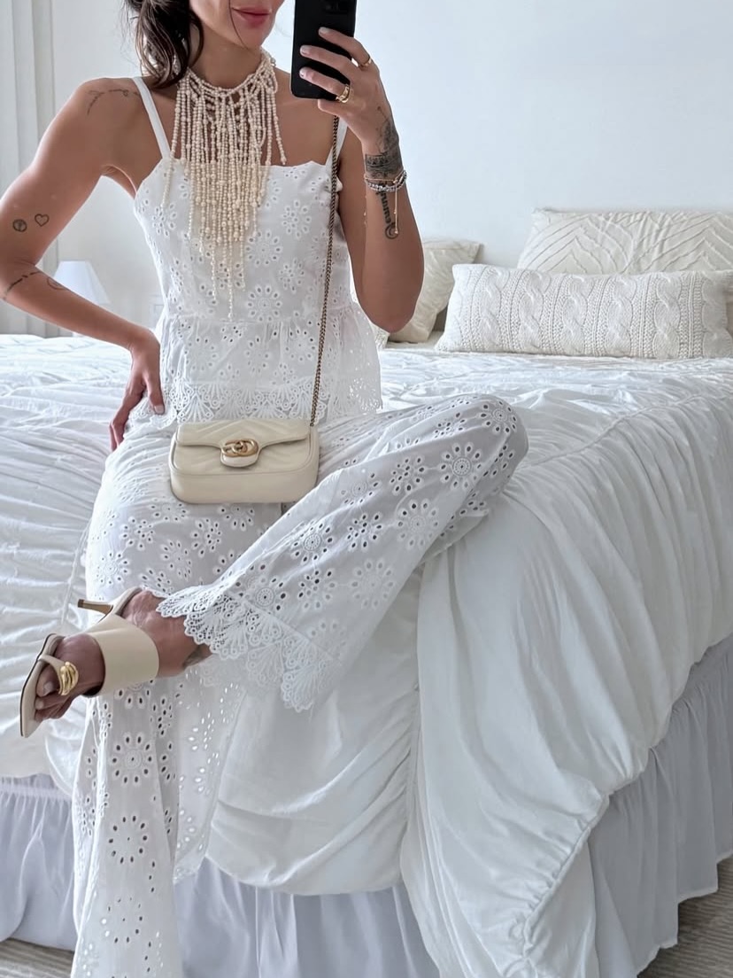 🤍✨Não tem nada mais delicado e sofisticado que um conjunto em laise de algodão com renda …
E olha o nosso o lançamento dessa terça que perfeição 

Conjunto Sophie | www.ninabrand.com.br