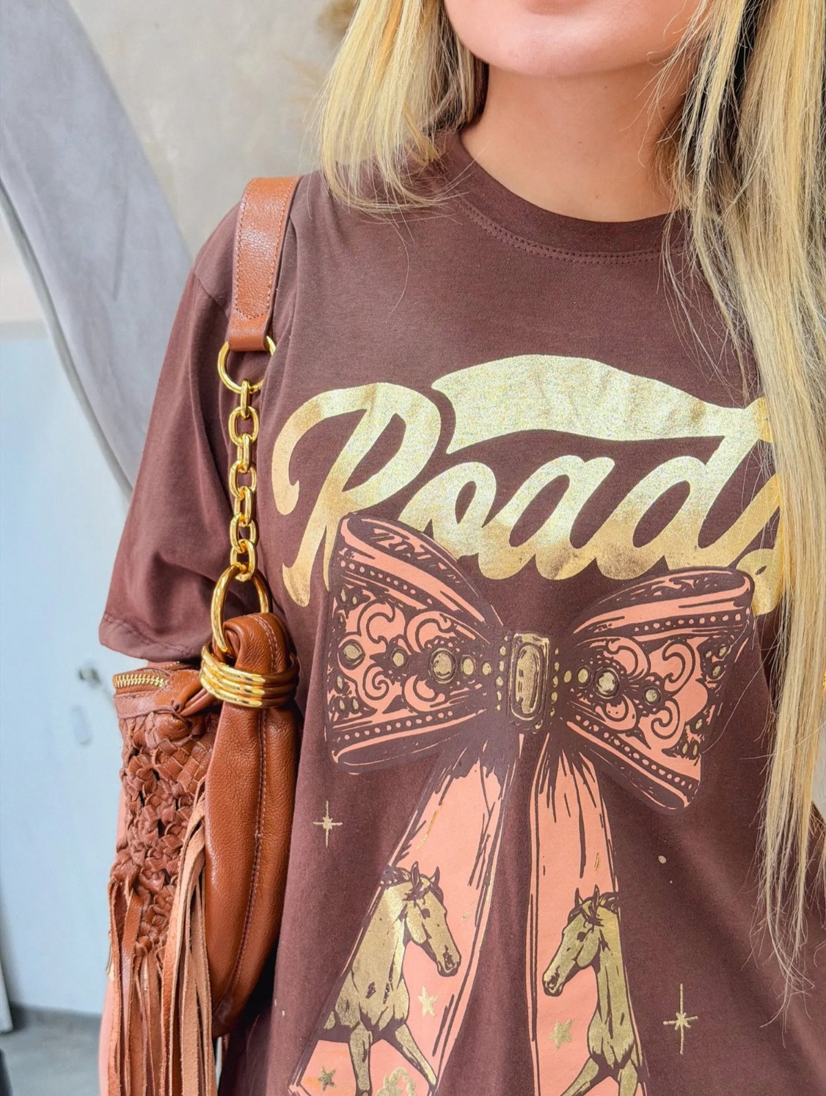 👢🤎 A temporada de rodeios chegou com tudo… e você já pode entrar na vibe!
As camisetas laço da Nina são a escolha perfeita pra montar aquele look country estiloso, confortável e cheio de atitude 🤠✨
🔥 Camiseta Rodeo por apenas R$ 79,99
💳 Em até 10x de R$ 7,99
Comente QUERO LINK 🔗