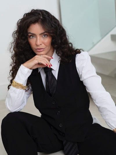 🖤✔️Sabe aquele conjunto pronto para você vestir e ir trabalhar ? Seja no consultório, no banco ou no escritório você está bem vestida

Conjunto Sophia | M ao Gg 
Comente QUERO LINK 🔗