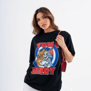 Camiseta Over Tom & Jerry Preta