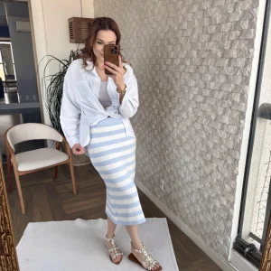 Saia Eduarda Azul