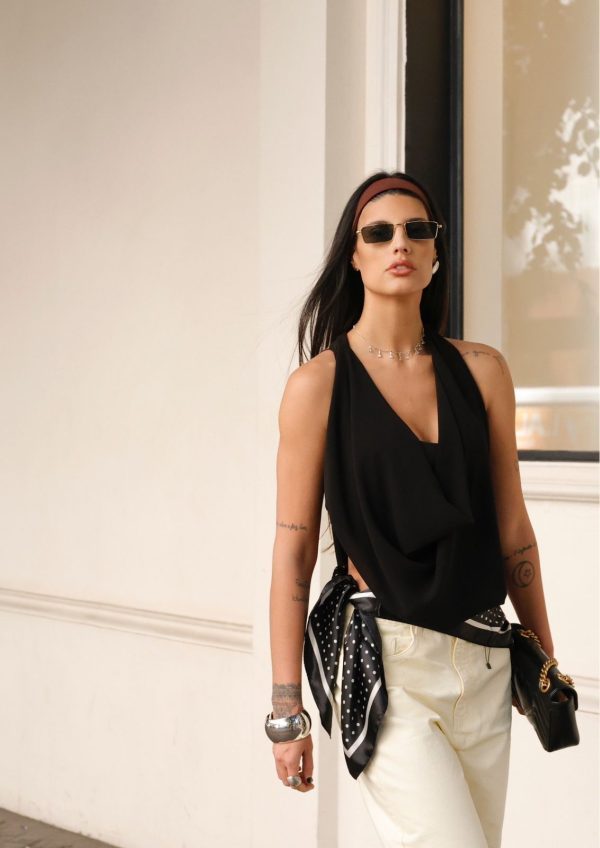 Blusa Cinthia Preta