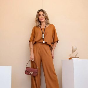 Conjunto Livia Caramelo