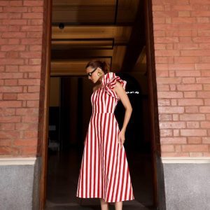 Vestido Tarsila Listrado Vermelho