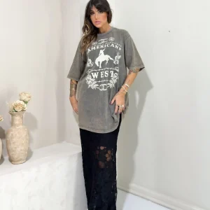 Camiseta Over Estonado West Cinza